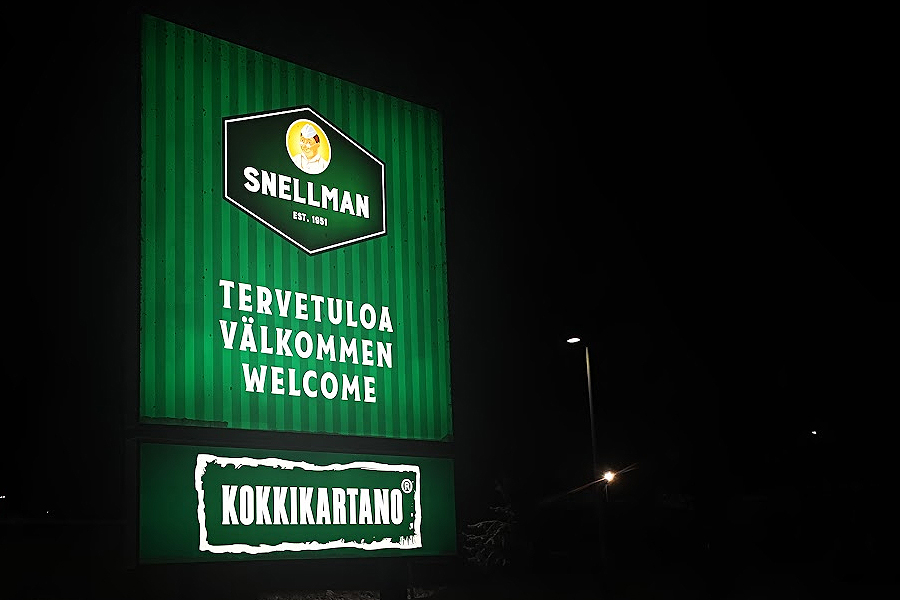 VALOKAAPPI: Valokaappi-ljusskap-valomainos.jpg