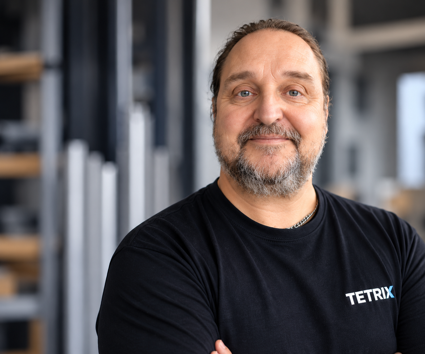 Mats Sandvik – TETRIX, värillinen muotokuva